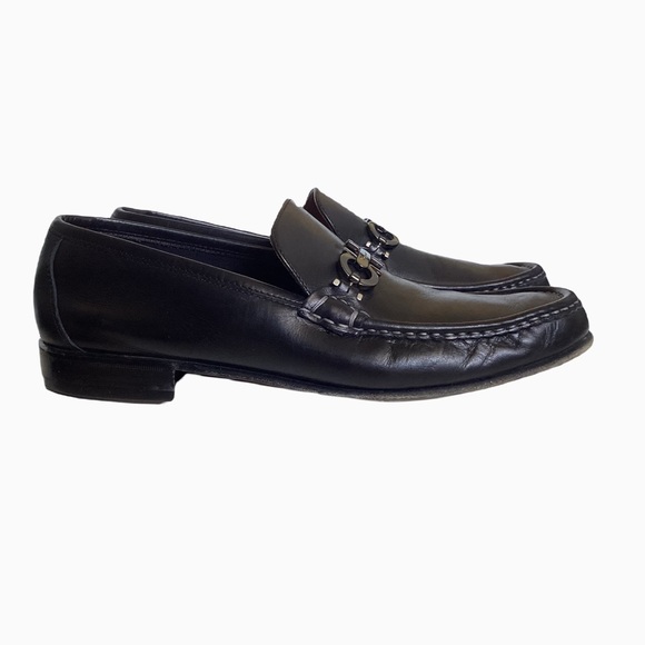 Salvatore Ferragamo Gancini Leather Loafers made in Italy. Size 10 - Picture 3 of 12